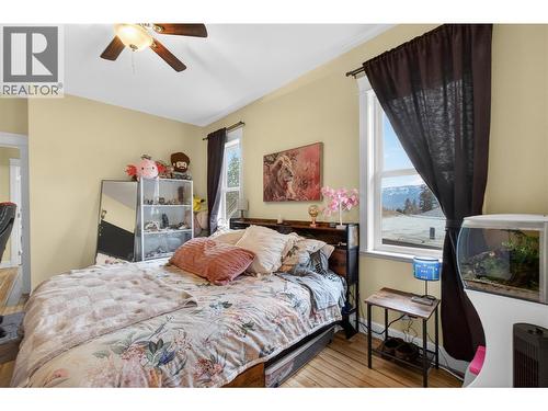 2991 7 Avenue Ne, Salmon Arm, BC - Indoor Photo Showing Bedroom