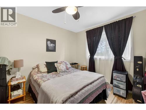 2991 7 Avenue Ne, Salmon Arm, BC - Indoor Photo Showing Bedroom