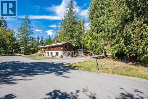 7691 Balfour Wharf Road, Balfour, BC - Outdoor