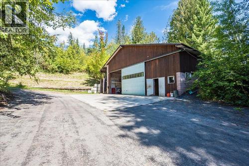 7691 Balfour Wharf Road, Balfour, BC - Outdoor