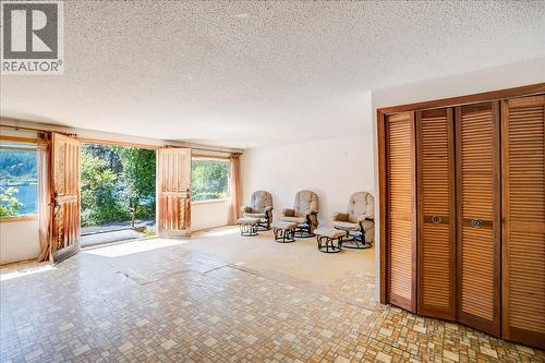 7691 Balfour Wharf Road, Balfour, BC - Indoor