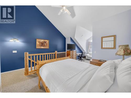 400 Riverside Way Unit# 438, Fernie, BC - Indoor Photo Showing Bedroom