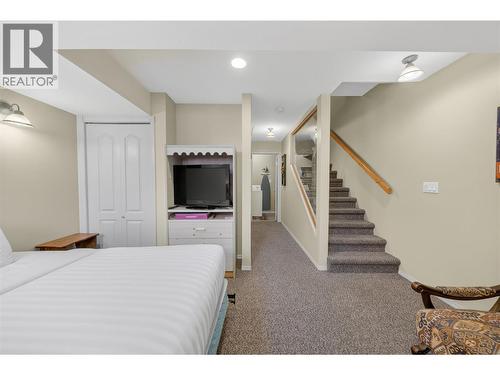 400 Riverside Way Unit# 438, Fernie, BC - Indoor Photo Showing Bedroom