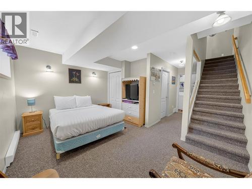 400 Riverside Way Unit# 438, Fernie, BC - Indoor Photo Showing Bedroom