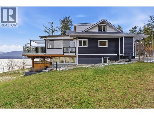 3690 Southview Road, Tappen, BC - Outdoor