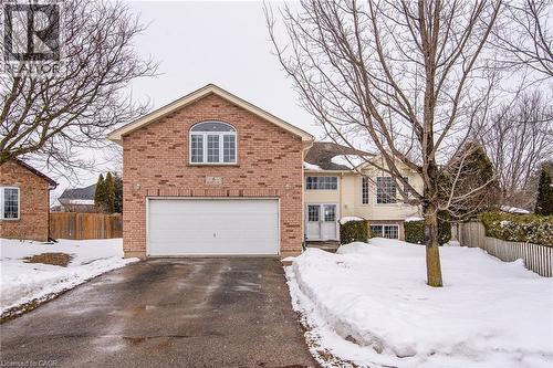 8 Berdux Place, Wellesley, ON - Outdoor With Facade