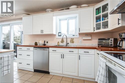 8 Berdux Place, Wellesley, ON - Indoor Photo Showing Kitchen With Double Sink