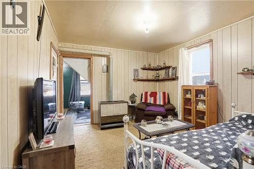 83 Nickel Street, Port Colborne, ON - Indoor Photo Showing Bedroom