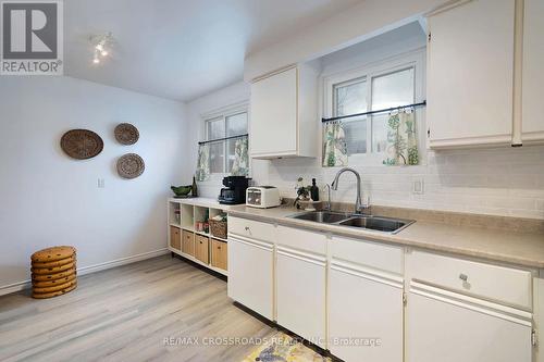 184 Collings Avenue, Bradford West Gwillimbury, ON - Indoor Photo Showing Kitchen With Double Sink