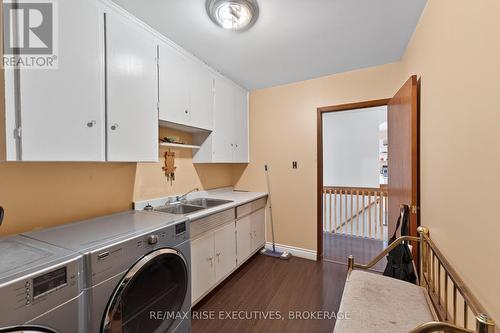 14 Highway 95, Frontenac Islands (The Islands), ON - Indoor Photo Showing Laundry Room