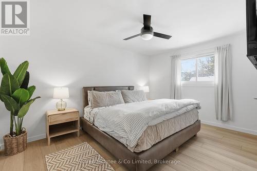 69 Margaret Street, Meaford, ON - Indoor Photo Showing Bedroom