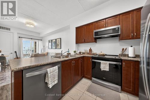 316 - 1077 Gordon Street, Guelph (Kortright West), ON - Indoor Photo Showing Kitchen With Double Sink