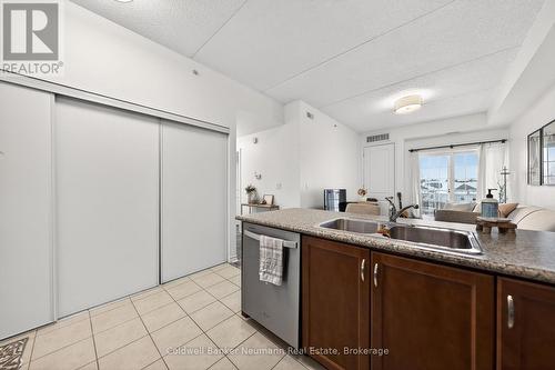 316 - 1077 Gordon Street, Guelph (Kortright West), ON - Indoor Photo Showing Kitchen With Double Sink