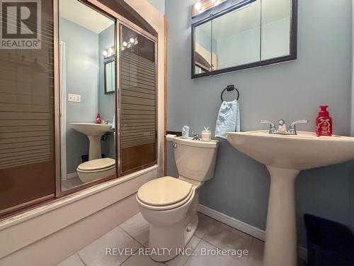 978 Municipal Road, Timmins (Tm - Outside East), ON - Indoor Photo Showing Bathroom