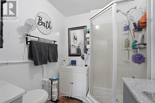 5505 Osgoode Main Street, Ottawa, ON - Indoor Photo Showing Bathroom