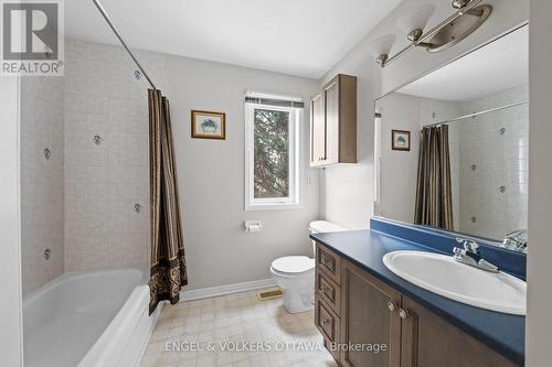 1609 Ashley Cardill Lane, Ottawa, ON - Indoor Photo Showing Bathroom