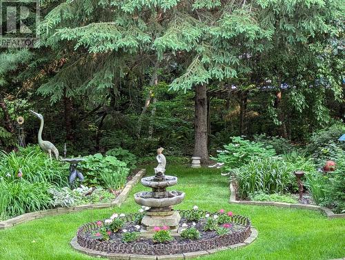 1609 Ashley Cardill Lane, Ottawa, ON - Outdoor