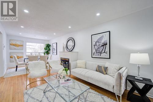 59 Hollybush Drive, Vaughan, ON - Indoor Photo Showing Living Room
