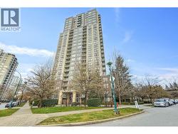 1101 3663 CROWLEY DRIVE  Vancouver, BC V5R 6H4