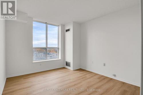 1103 - 21 Overlea Boulevard, Toronto, ON - Indoor Photo Showing Other Room