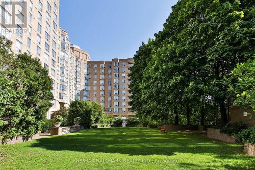 1103 - 21 Overlea Boulevard, Toronto, ON - Outdoor