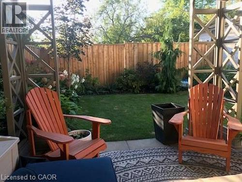 8 Elmore Drive, Hamilton, ON - Outdoor