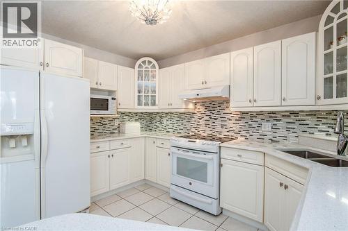 110 Deer Ridge Drive, Kitchener, ON - Indoor Photo Showing Kitchen With Double Sink