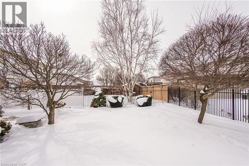 110 Deer Ridge Drive, Kitchener, ON - Outdoor