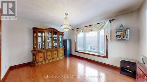 122 Barr Crescent, Brampton, ON - Indoor Photo Showing Other Room