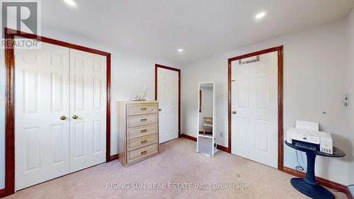 122 Barr Crescent, Brampton, ON - Indoor