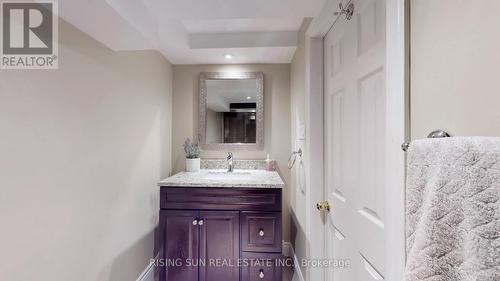 122 Barr Crescent, Brampton, ON - Indoor Photo Showing Bathroom