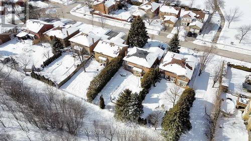 122 Barr Crescent, Brampton, ON - Outdoor