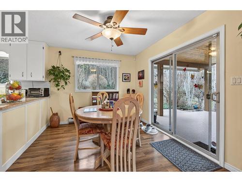 3111 Cedar Drive, Blind Bay, BC - Indoor Photo Showing Dining Room