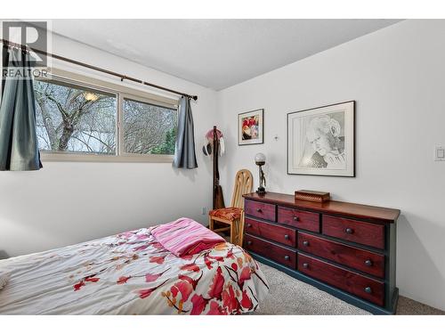 3111 Cedar Drive, Blind Bay, BC - Indoor Photo Showing Bedroom