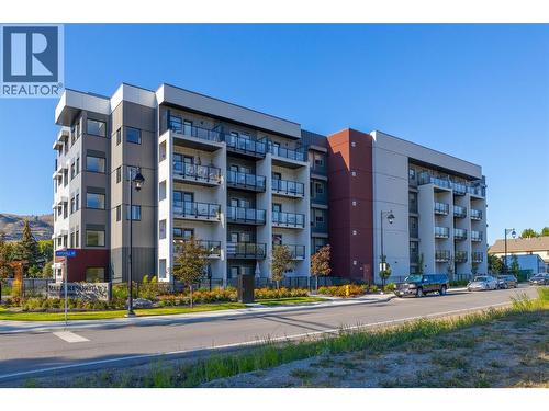2555 Lakeshore Road Unit# 211, Vernon, BC - Outdoor With Facade