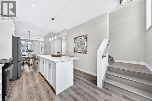 10 Birmingham Drive Unit# 138, Cambridge, ON - Indoor Photo Showing Kitchen With Upgraded Kitchen