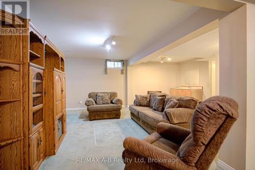 493 Hibernia Street, Stratford, ON - Indoor