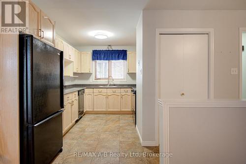493 Hibernia Street, Stratford, ON - Indoor Photo Showing Kitchen