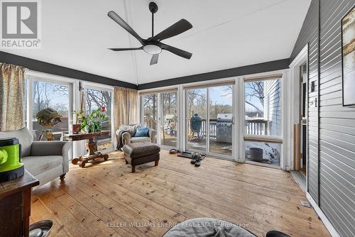 4 season sunroom, connects to dining and family rm - 339 Elmbrook Road, Prince Edward County (Sophiasburg Ward), ON - Indoor