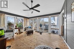 4 season sunroom, connects to dining and family rm - 