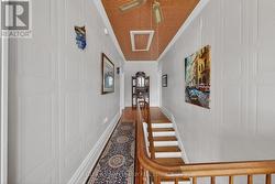 Original tin ceilings and 9' high - 