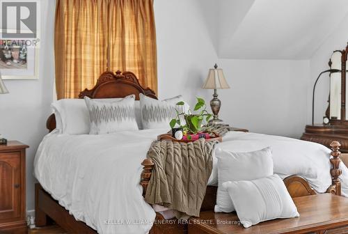 339 Elmbrook Road, Prince Edward County (Sophiasburg Ward), ON - Indoor Photo Showing Bedroom
