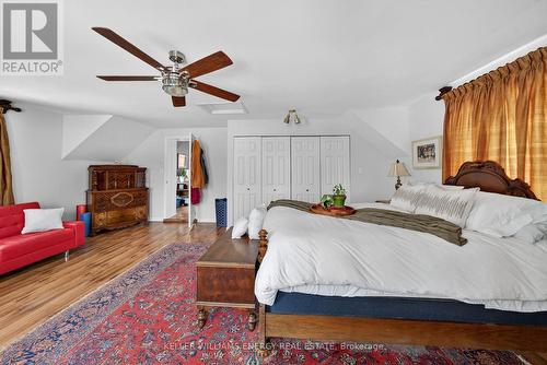 339 Elmbrook Road, Prince Edward County (Sophiasburg Ward), ON - Indoor Photo Showing Bedroom
