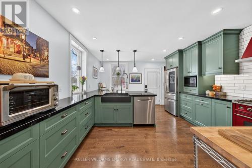 Chefs custom kitchen - 339 Elmbrook Road, Prince Edward County (Sophiasburg Ward), ON - Indoor Photo Showing Kitchen With Upgraded Kitchen