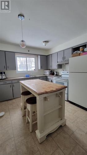 70 Kent Ave, Sault Ste. Marie, ON - Indoor Photo Showing Kitchen
