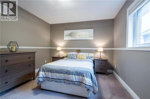 7 Volterra Court, Waterdown, ON - Indoor Photo Showing Bedroom
