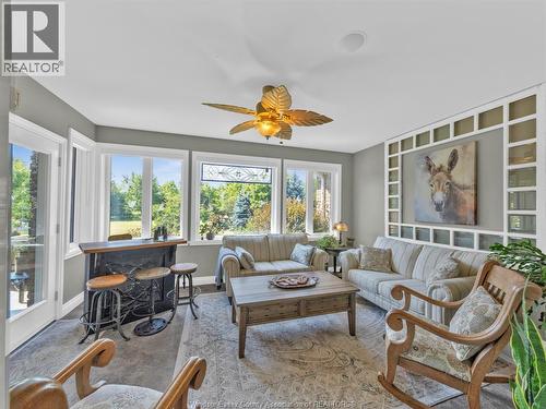 2310 Hickson Rd., Leamington, ON - Indoor Photo Showing Living Room