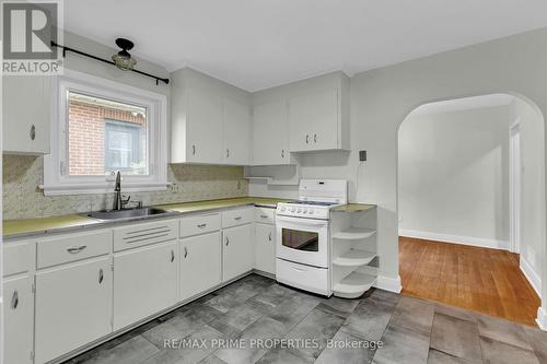 332 Acton Street, Ottawa, ON - Indoor Photo Showing Kitchen