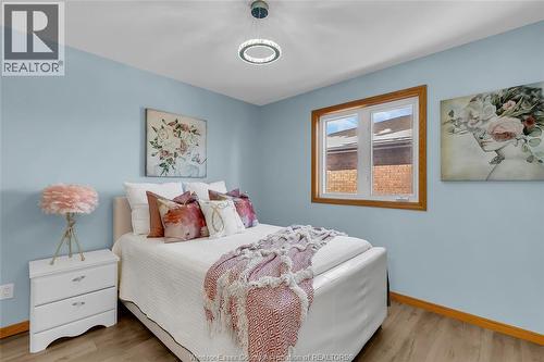 2376 Dandurand Avenue, Windsor, ON - Indoor Photo Showing Bedroom