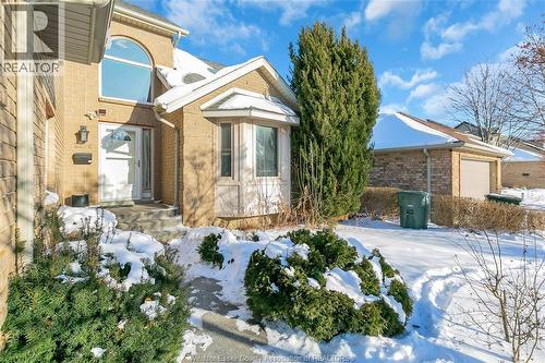 2376 Dandurand Avenue, Windsor, ON - Outdoor